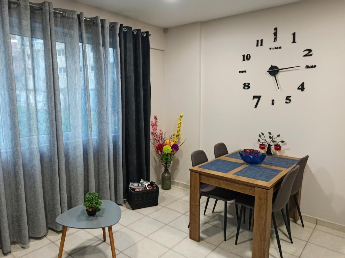 Central Square Apartment 1 Pírgos Esterno foto