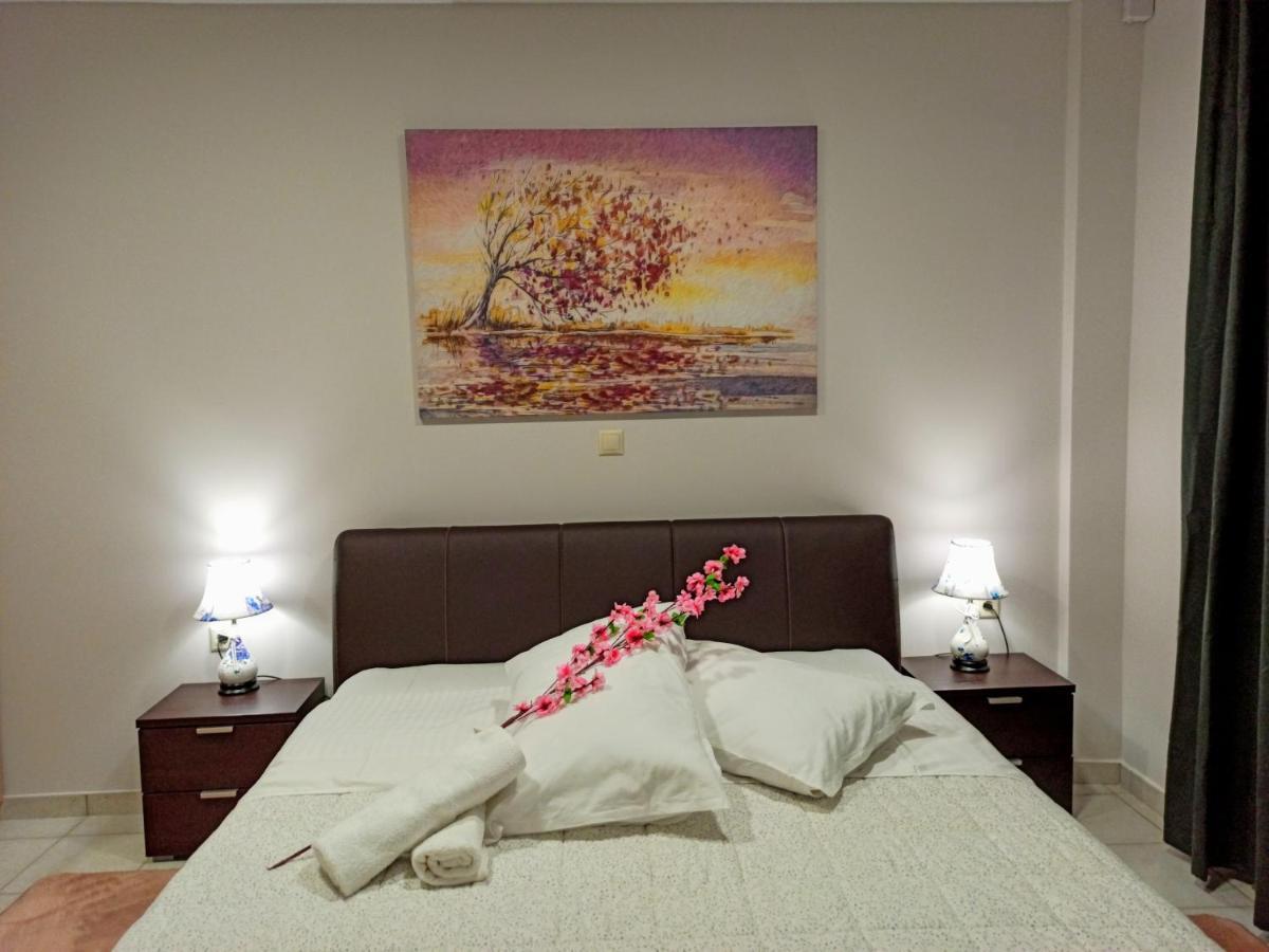 Central Square Apartment 1 Pírgos Esterno foto
