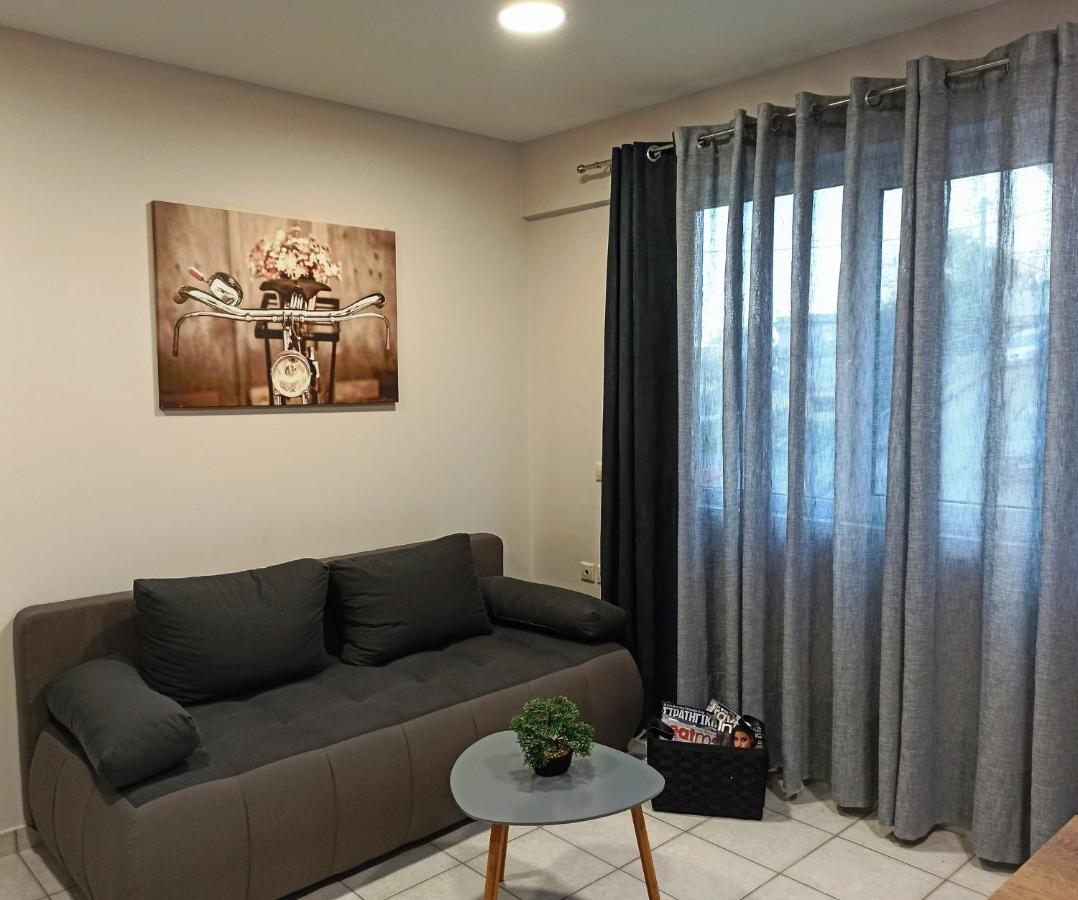 Central Square Apartment 1 Pírgos Esterno foto